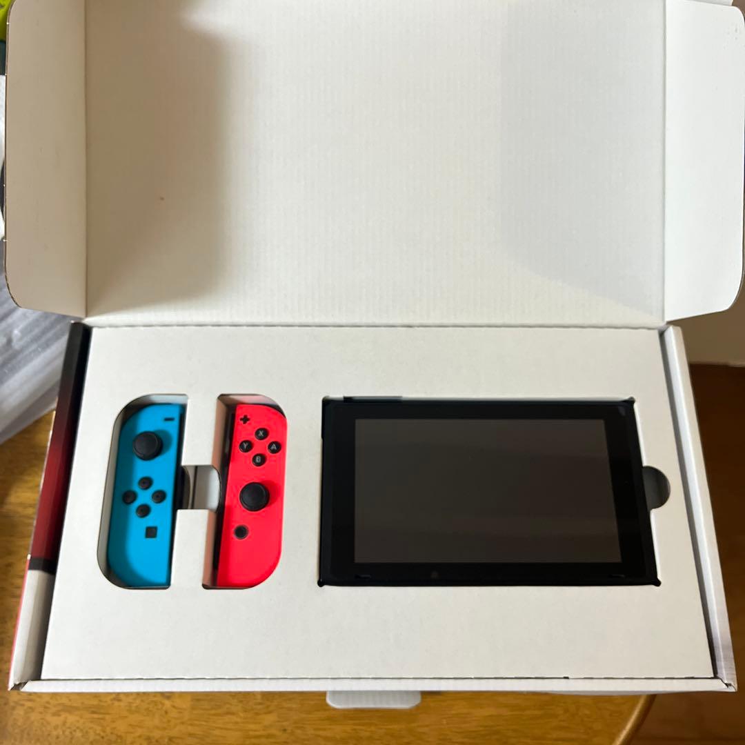 Nintendo Switch 本体 青/赤オリジナルボックスとトラベルケース