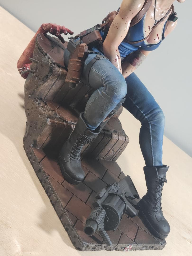 ジル・バレンタインガレージキット塗装済み完成品