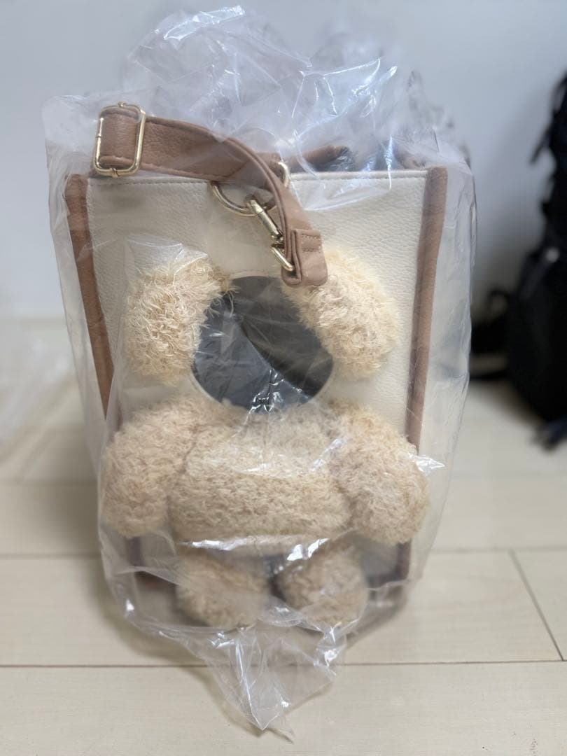 大人気！顔出しぬいぐるみ　ペットキャリーバッグ　ベージュ